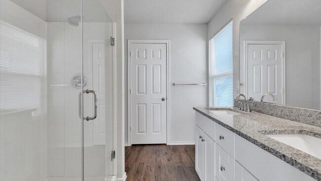 Building Photo - FREEDOM HILLS