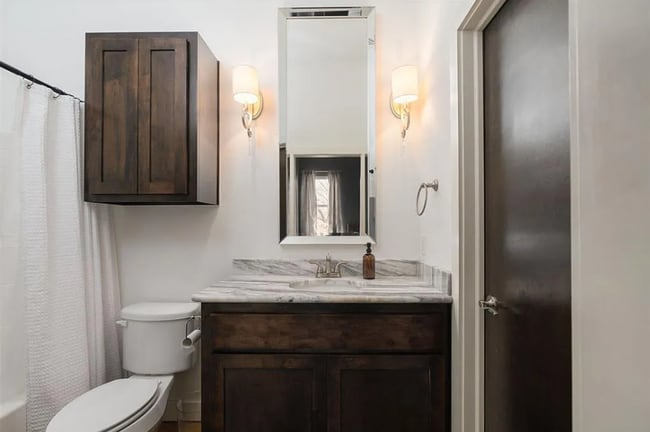 Building Photo - Modern 3-Bedroom Duplex Near OU Health Cen...