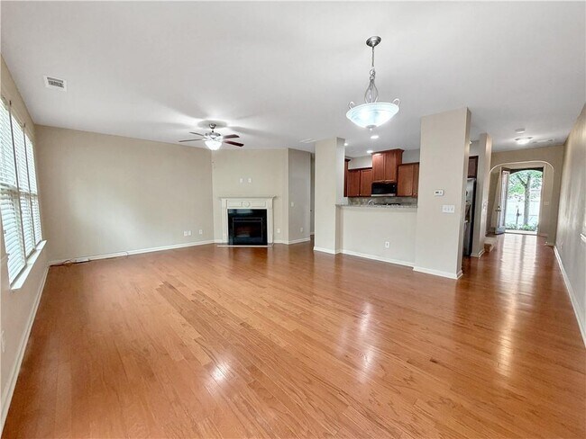 Building Photo - 2401 Attewood Dr