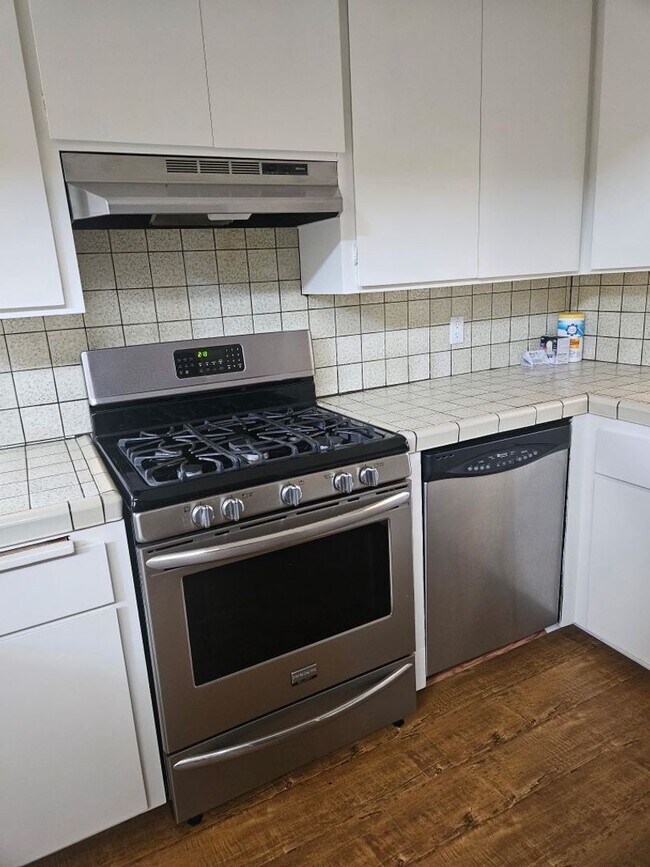 Building Photo - 2 bedroom condo near downtown Morro Bay