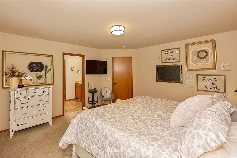 Building Photo - 1309 Koda Cir SE