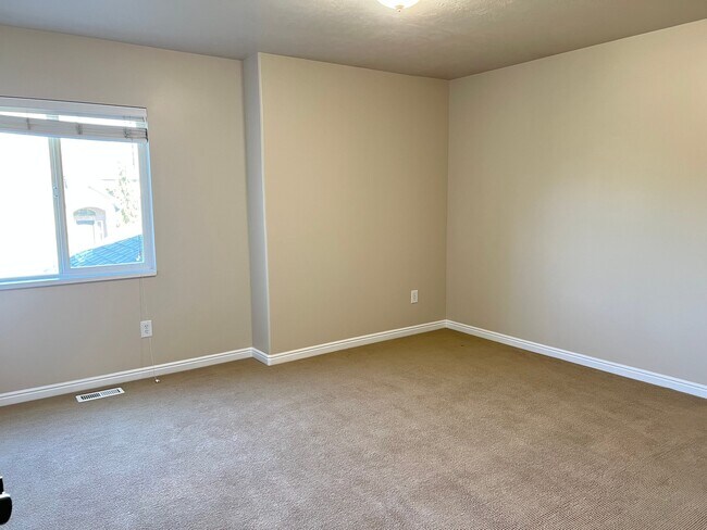 Building Photo - 13178 Woodridge Oak Cir
