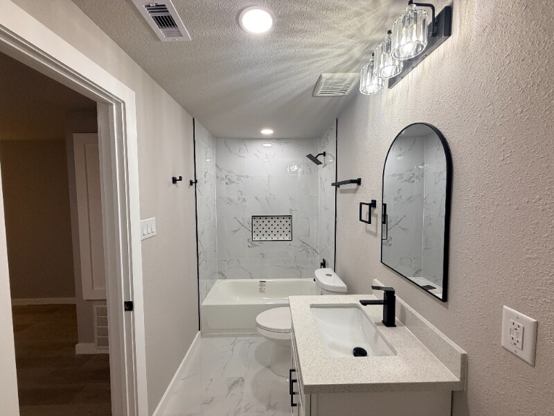 Building Photo - 1519 McKee St