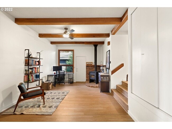 Building Photo - CHARMING HOME NEAR MULTNOMAH VILLAGE IN SW PORTLAND