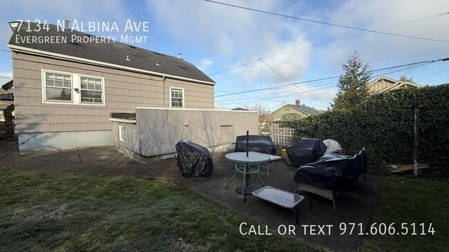 Building Photo - 7134 N Albina Ave