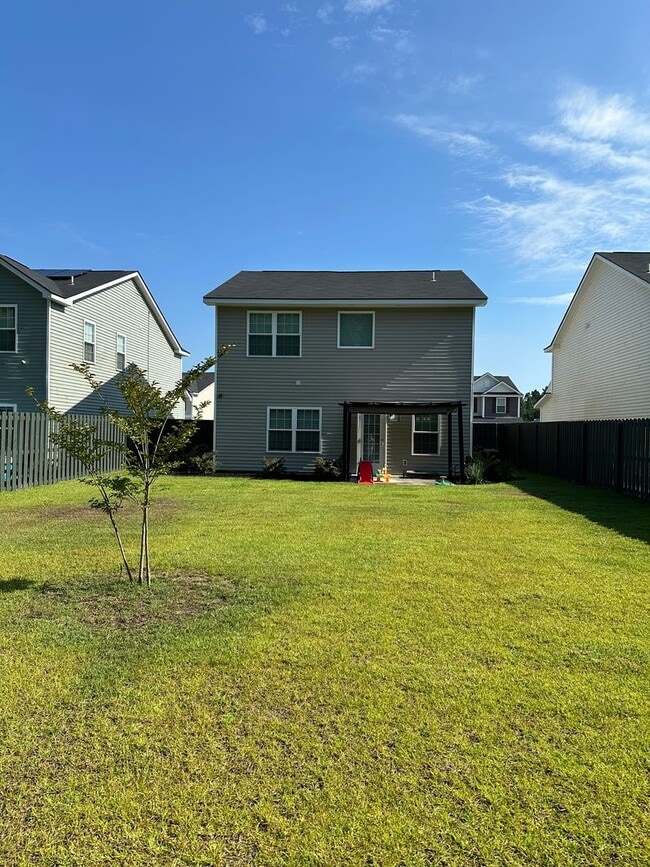 Building Photo - Coming Soon