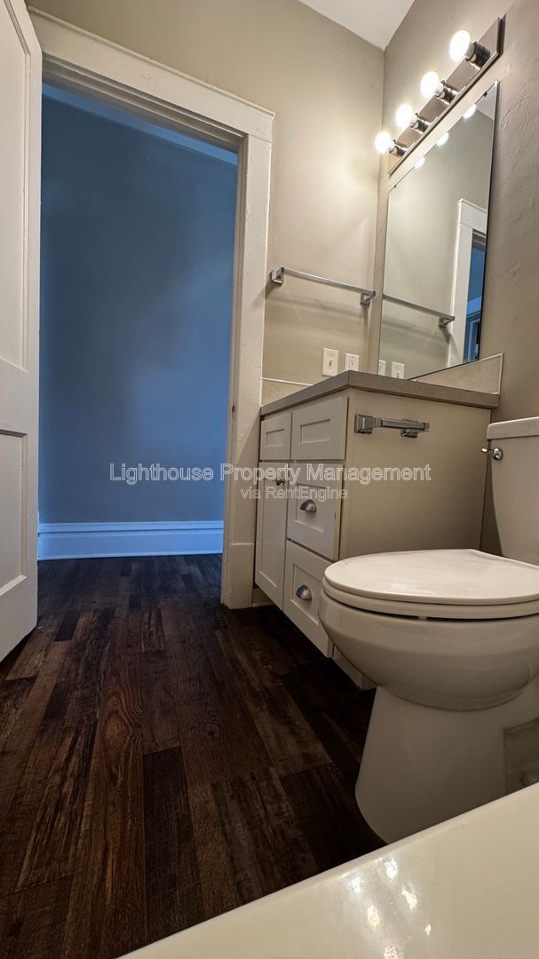 Building Photo - 1145 3rd St