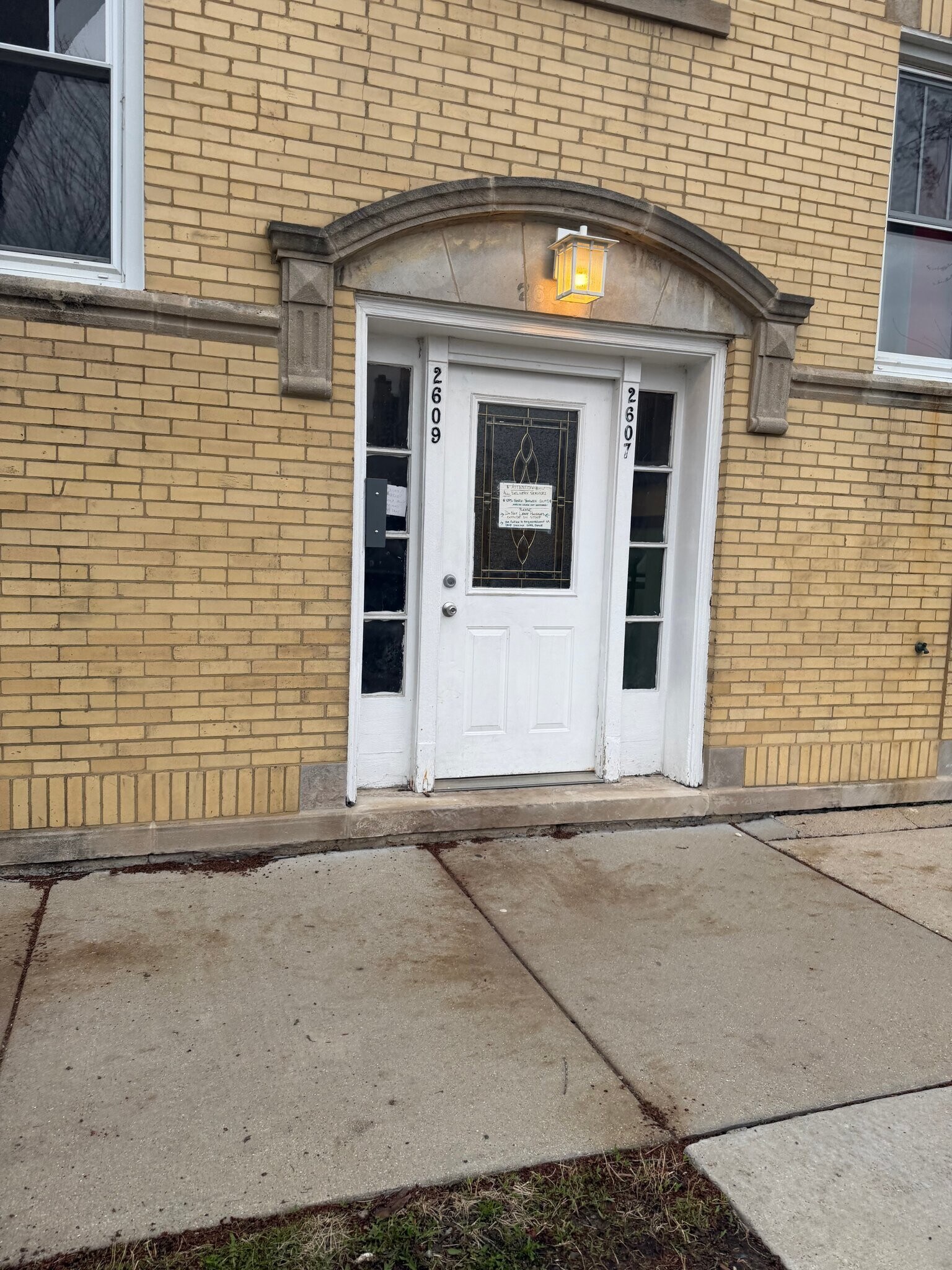 Building Photo - 2609 N Lavergne Ave