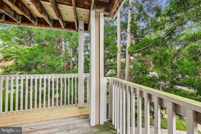 Building Photo - 10805 Hampton Mill Terrace