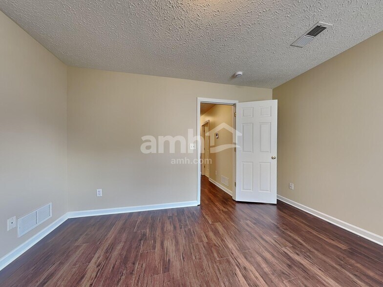 Building Photo - 756 Ginger Ridge Dr