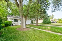 Building Photo - 112 Green Ln