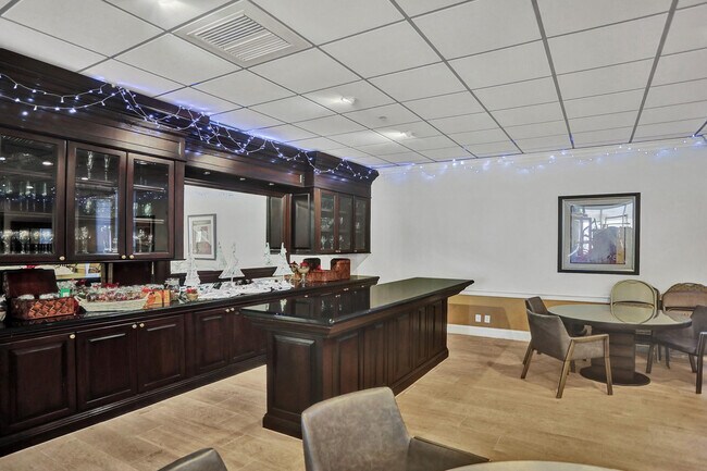 Building Photo - 1900 S Ocean Blvd