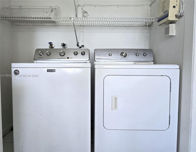 Building Photo - 10219 SW 89th St