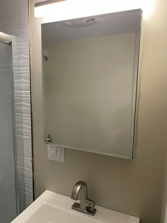 Building Photo - 240 Allston St