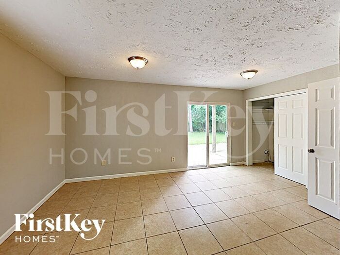 Building Photo - 18623 Bridoon Dr