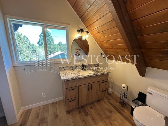 Building Photo - Charming Big Bear Retreat – Cozy 2-Bed Cab...