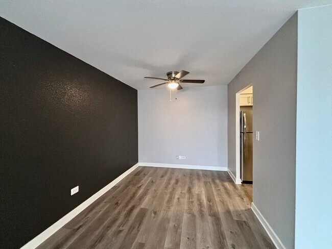 Interior Photo - 520 Rentals