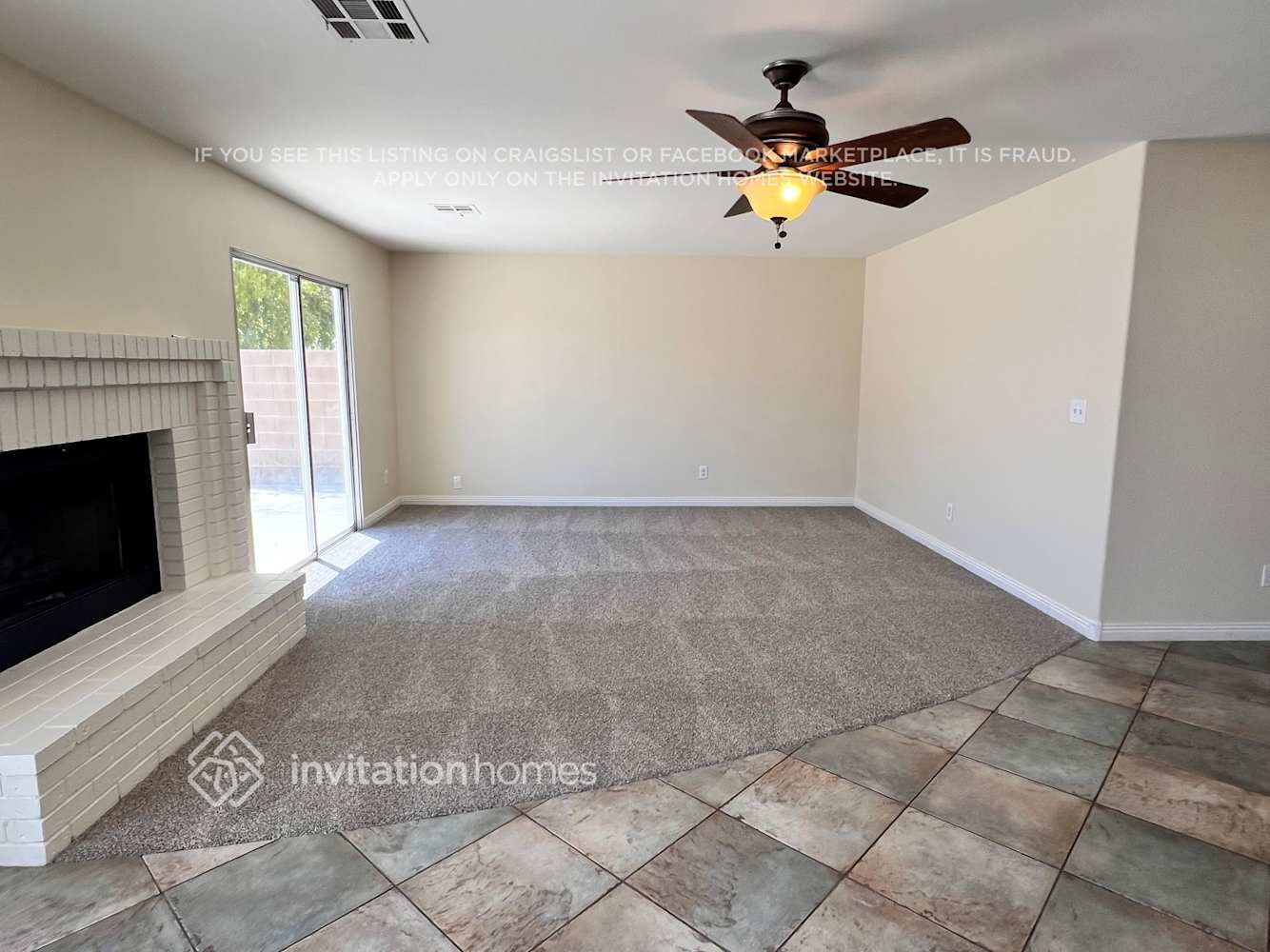 Building Photo - 280 Plaza Carmelina Ct