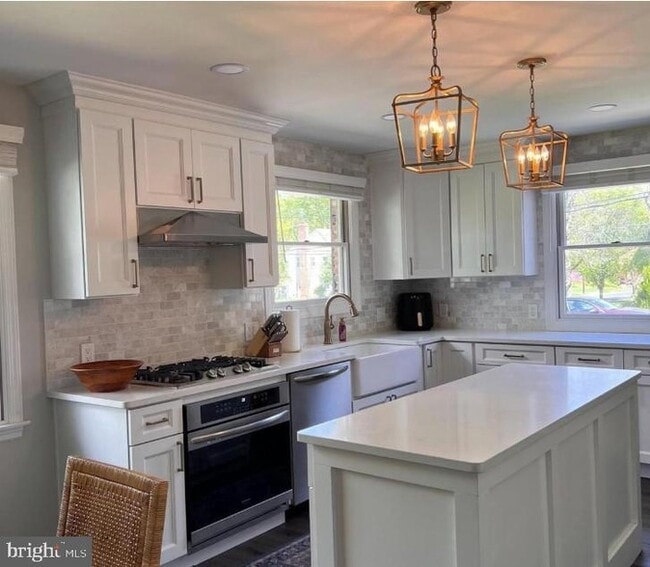 Building Photo - 431 Covered Bridge Rd