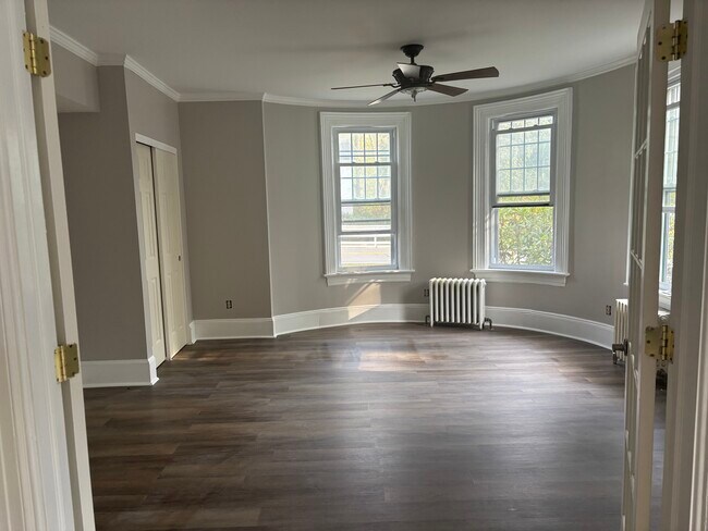 Building Photo - 553 Mine Brook Rd
