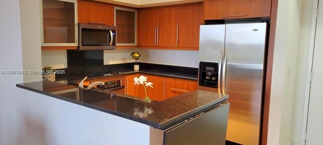 Building Photo - 888 Douglas Rd