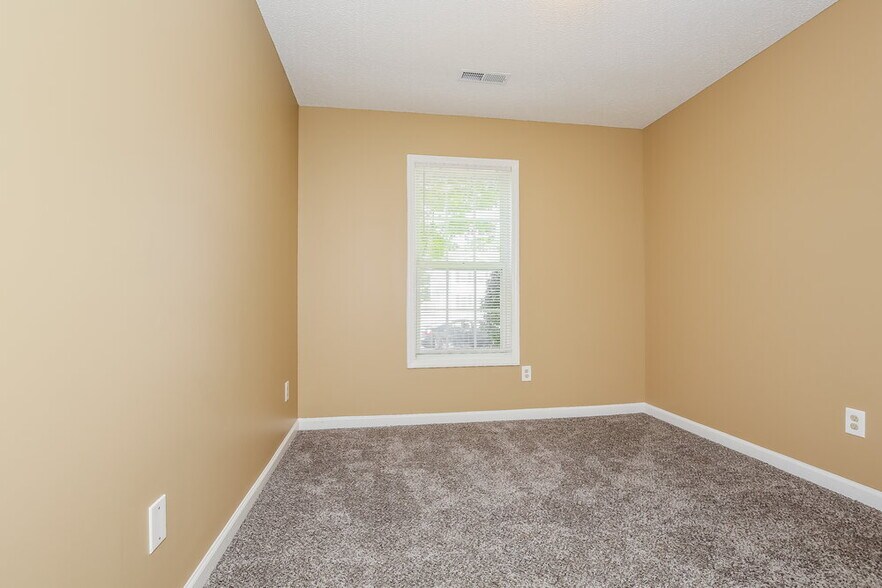 Building Photo - 104 Stapleton Way