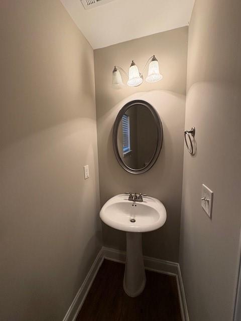 Building Photo - 497 Kirkland Dr