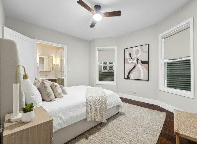 Building Photo - 2850 W Henderson St