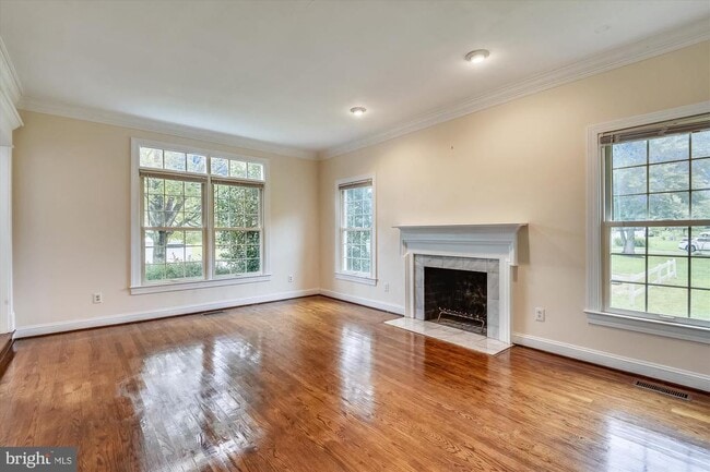 Building Photo - 9715 Middleton Ridge Rd