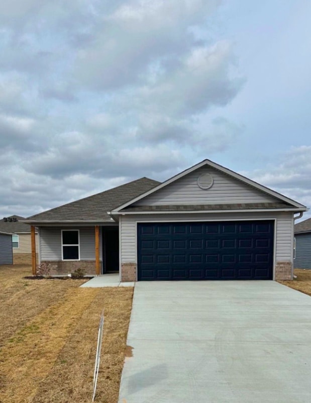 Building Photo - 22 Cedarwood Dr