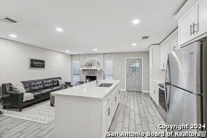 Building Photo - 4911 Dare Ln