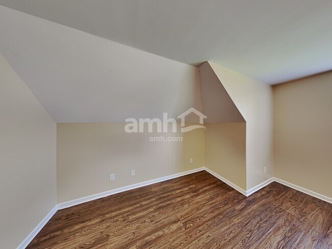 Building Photo - 1628 Antebellum Dr