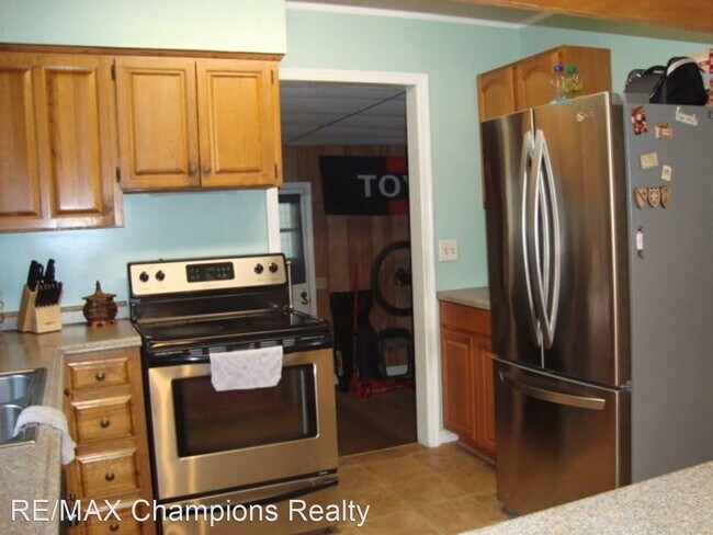 Building Photo - 3 br, 2 bath House - 5602 Morris Ave