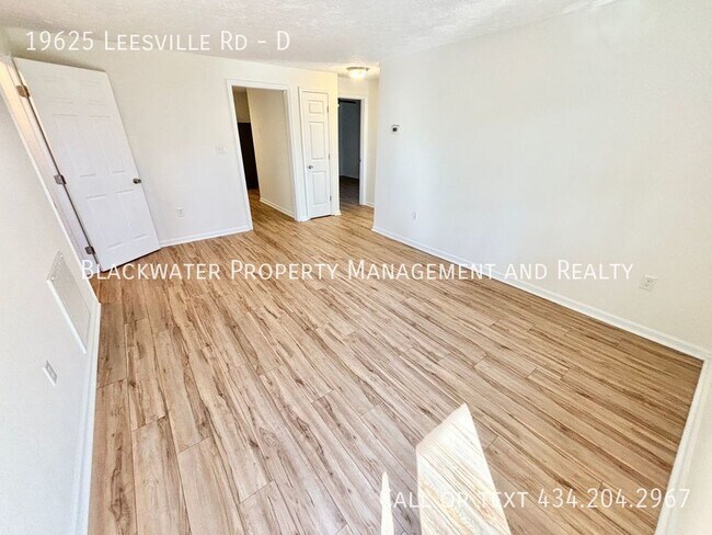 Building Photo - 19625 Leesville Rd