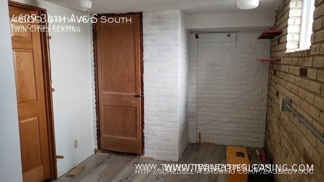 Building Photo - 4609 S 34th Ave