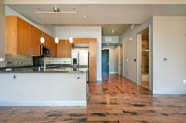 Building Photo - Expansive East Village 1 Bedroom at M2I! 2...