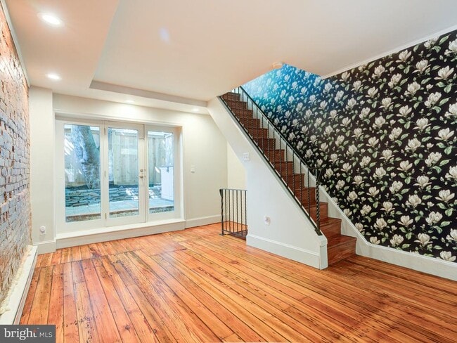 Building Photo - 2427 Perot St