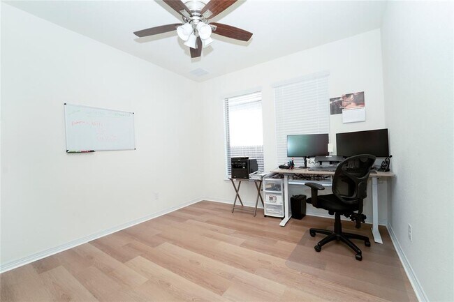 Building Photo - 20813 Carries Ranch Rd