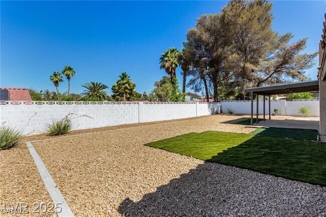 Building Photo - 3826 S Edmond St