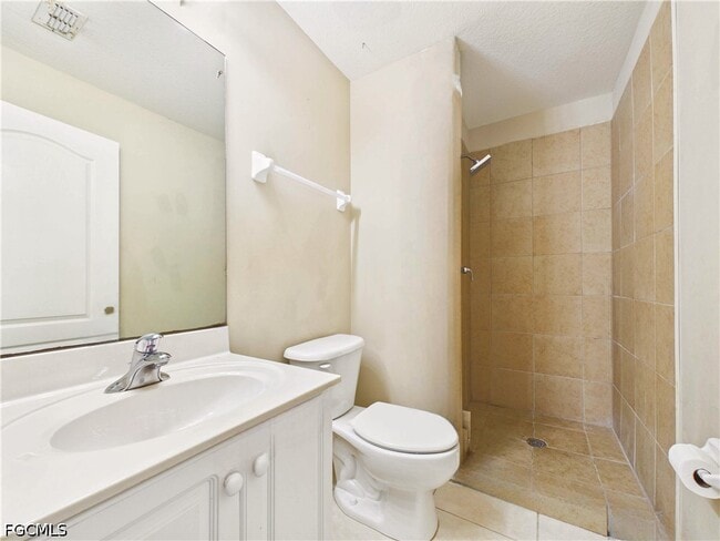 Building Photo - 9440 Ivy Brook Run