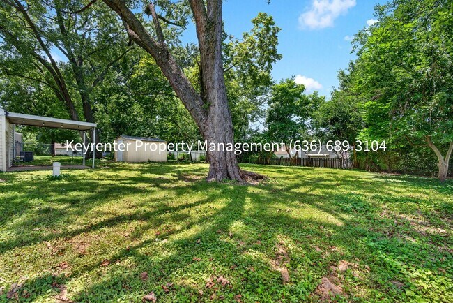 Building Photo - Fully Renovated 2BR/1BA Home for Rent