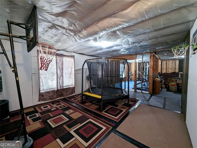 Building Photo - 1977 Preserve Creek Way