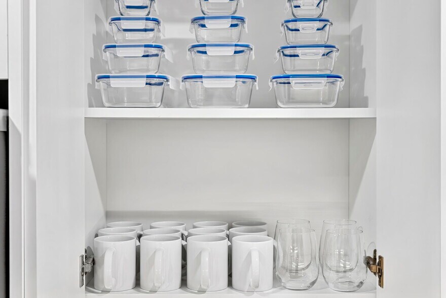 Building Photo - 1566 Beacon St