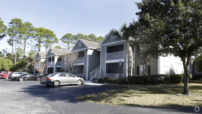 Building Photo - Amelia Lakes Luxury Condominiums