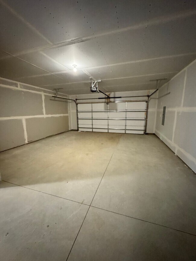 Building Photo - Spacious 2,495 Sq. Ft. New Construction Home with 4 Beds, 2-Car Garage