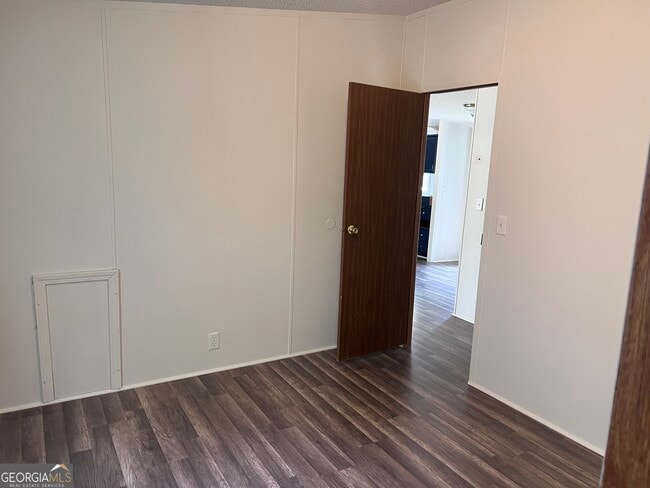 Building Photo - 569 Dover Chapel Rd