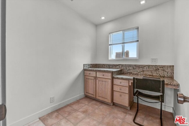 Building Photo - 8204 Calabar Ave