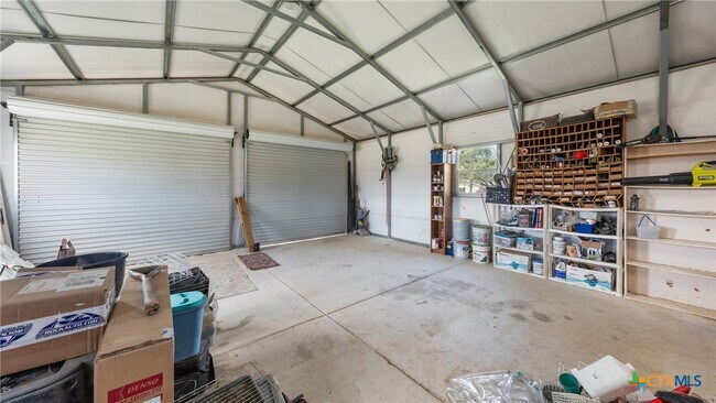 Building Photo - 1102 Fairview Dr
