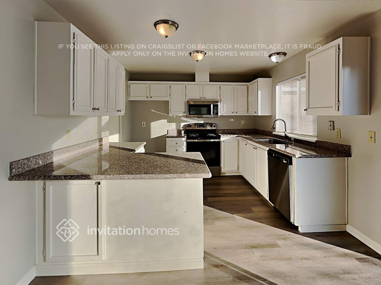 Building Photo - 609 Crested Dr