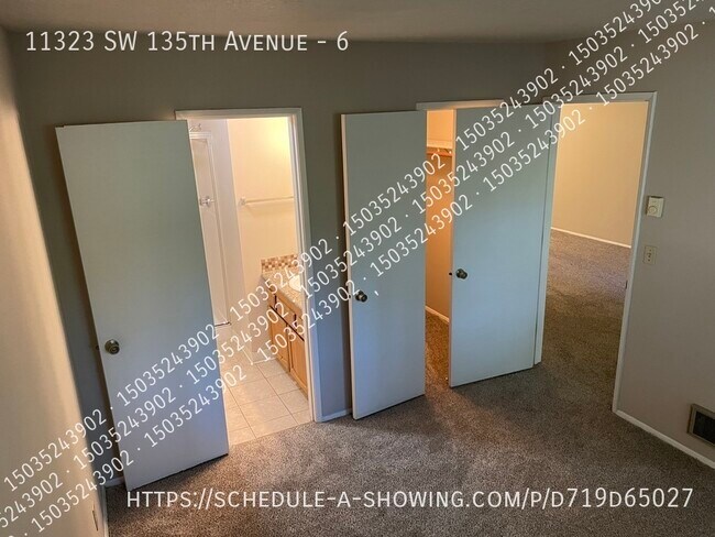Building Photo - 11323 SW 135th Ave